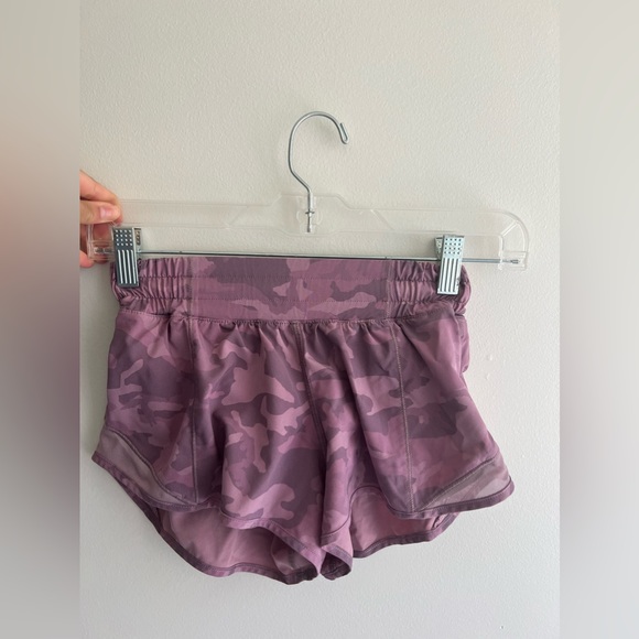 Lululemon Pink Camo Hotty Hot Shorts - Picture 2 of 2